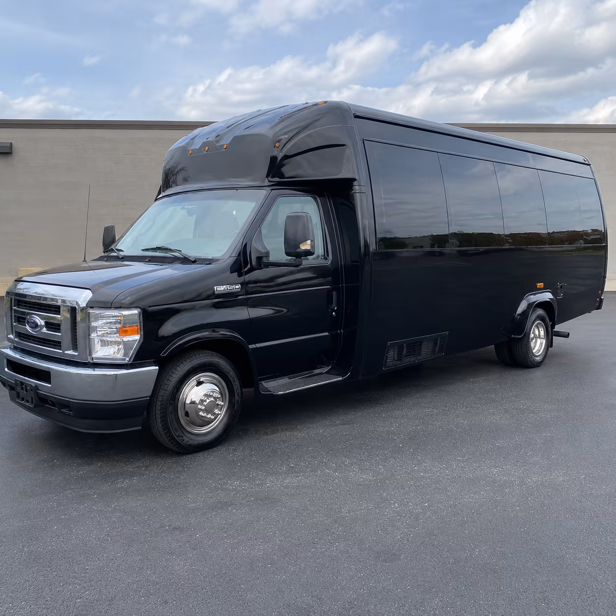 Arvada Winery Tour & Pub Crawl Transportation